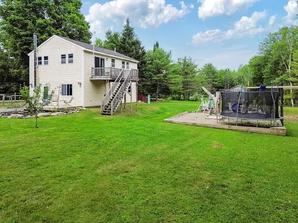 71 Morgan RD, Burnham, ME 04922