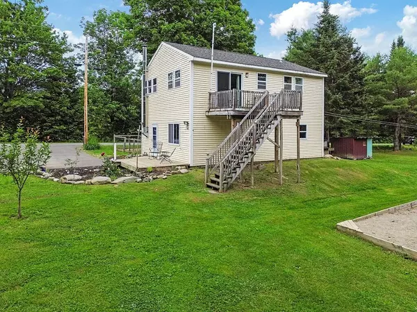 71 Morgan RD, Burnham, ME 04922