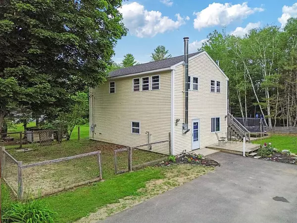 71 Morgan RD, Burnham, ME 04922
