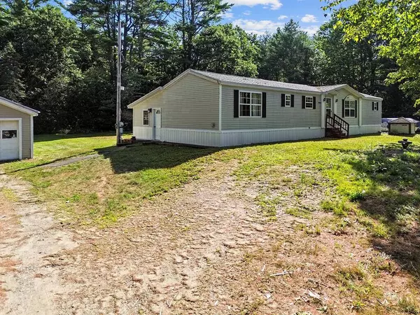 460 Coopers Mills RD, Windsor, ME 04363