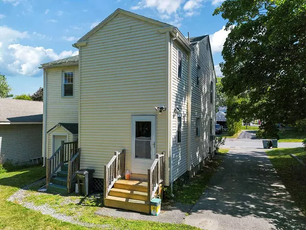 11 Poulin ST, Winslow, ME 04901