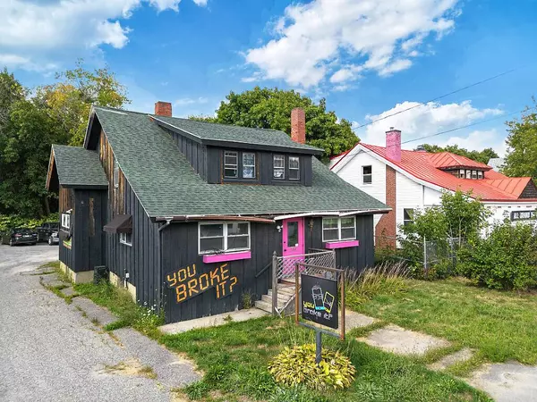 144 College AVE, Waterville, ME 04901