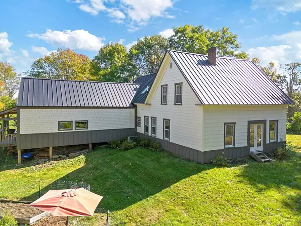 564 Hussey Hill RD, Vassalboro, ME 04989