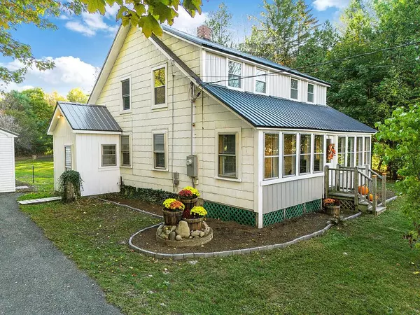 747 Main ST, Vassalboro, ME 04989