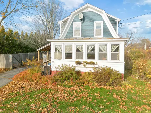 79 Grove ST, Waterville, ME 04901