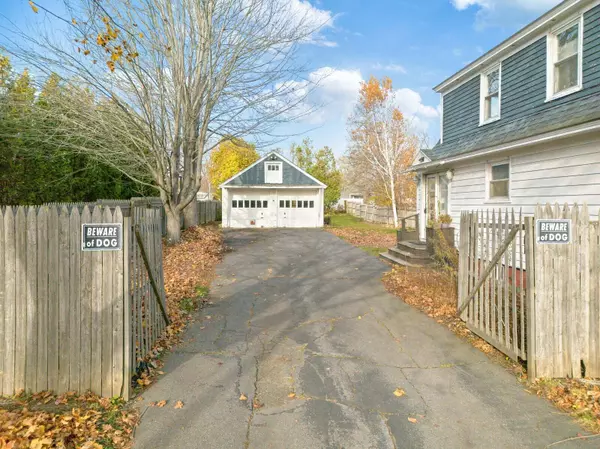 79 Grove ST, Waterville, ME 04901