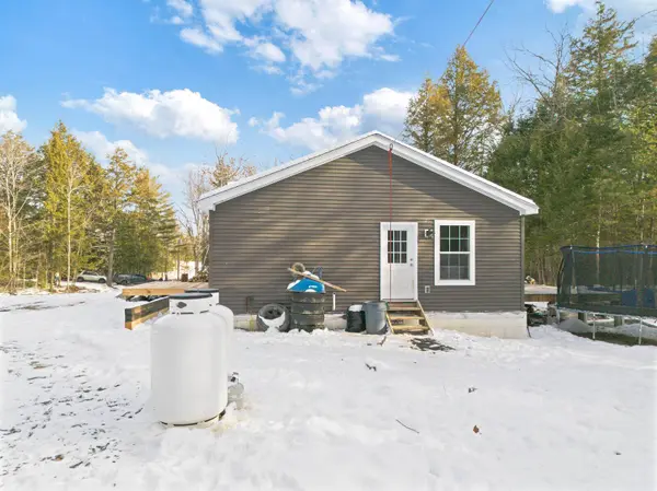 61 Kincaid LN, Smithfield, ME 04978