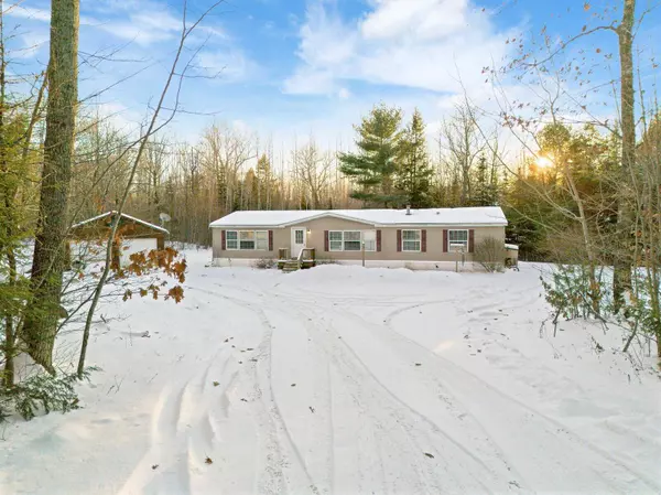 134 Wyman Bog RD, Winslow, ME 04901