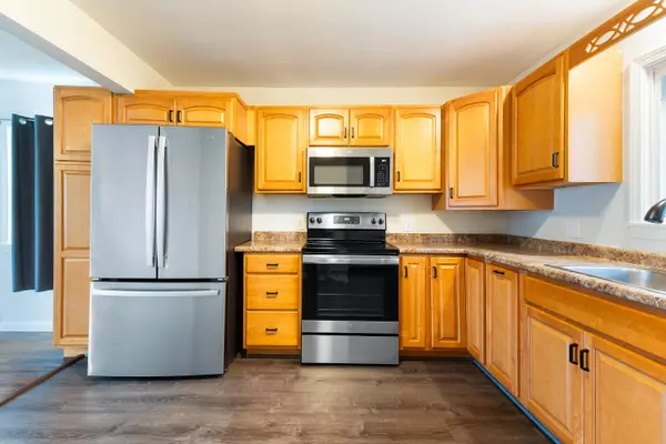 15 Bolduc AVE, Winslow, ME 04901