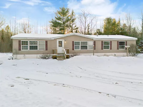 134 Wyman Bog RD, Winslow, ME 04901