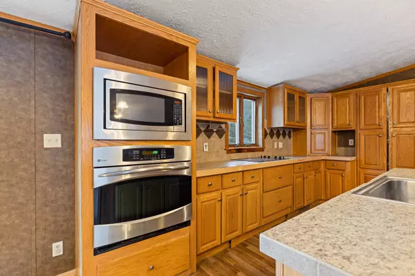 134 Wyman Bog RD, Winslow, ME 04901