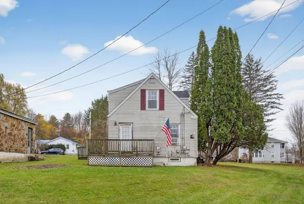 88 Augusta RD, Winslow, ME 04901
