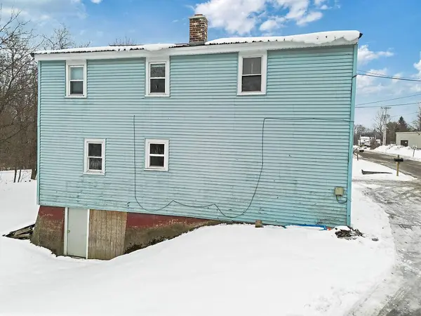 4 Mill ST, Corinna, ME 04928