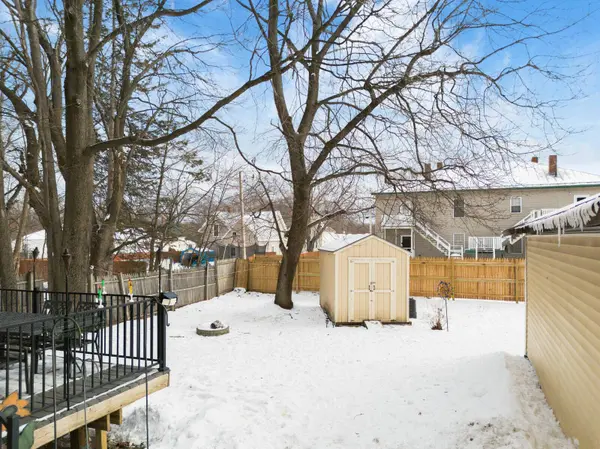 88 Pine ST, Madison, ME 04950