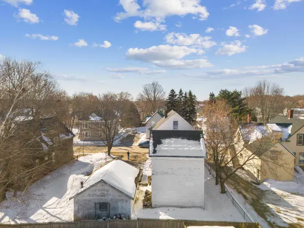 31 High ST, Waterville, ME 04901