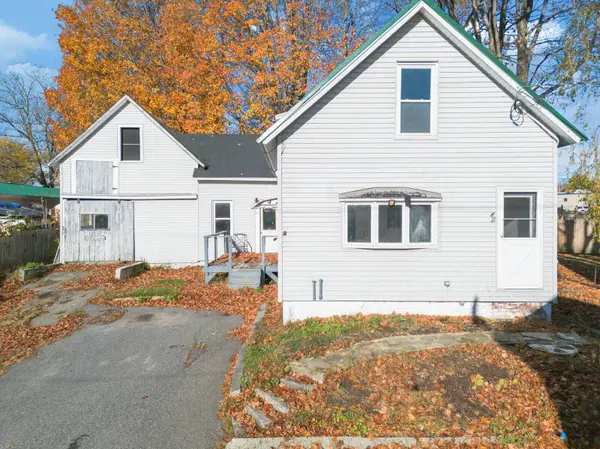 21 Water ST, Clinton, ME 04927