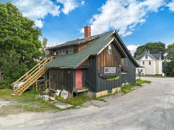 144 College AVE, Waterville, ME 04901