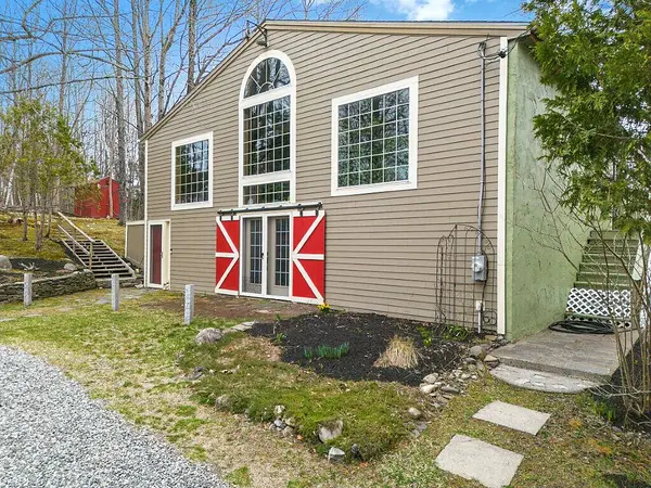 310 Ridge RD, Fairfield, ME 04975