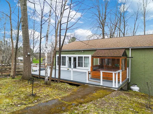 310 Ridge RD, Fairfield, ME 04975