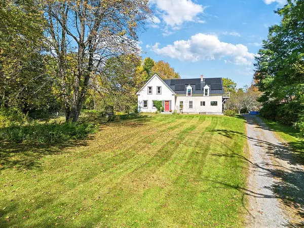 564 Hussey Hill RD, Vassalboro, ME 04989
