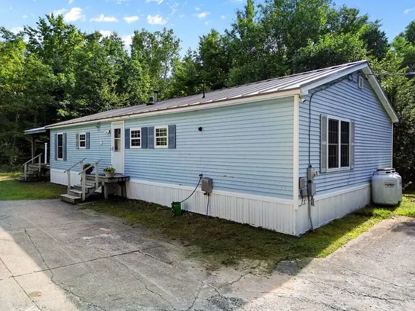 376 Battle Ridge RD, Canaan, ME 04924