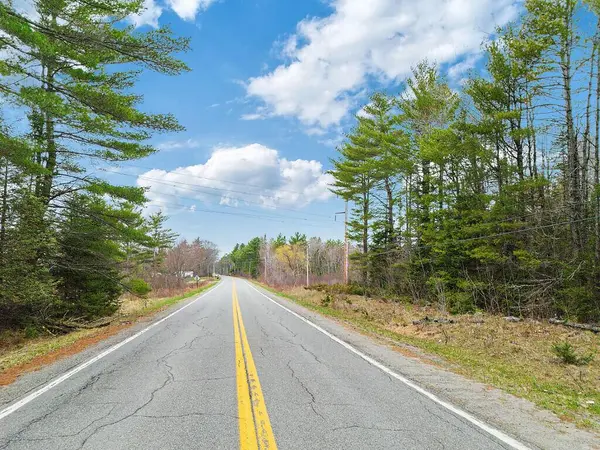 0 River RD, Detroit, ME 04929