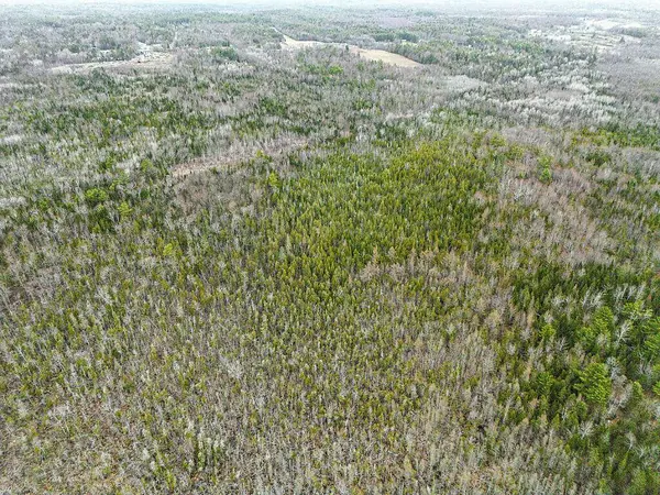 0 River RD, Detroit, ME 04929