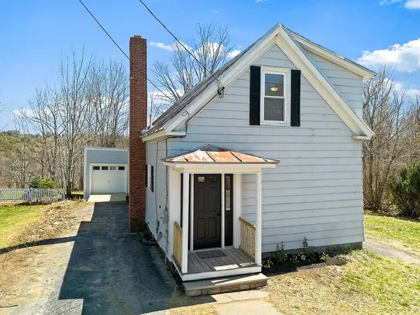 102 Main ST, Skowhegan, ME 04976