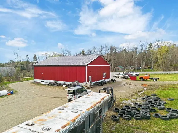 283 Hinckley RD, Clinton, ME 04927