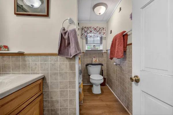 62 North ST, Mechanic Falls, ME 04256