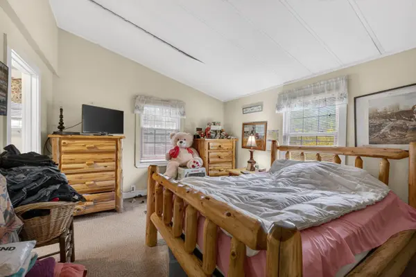 62 North ST, Mechanic Falls, ME 04256