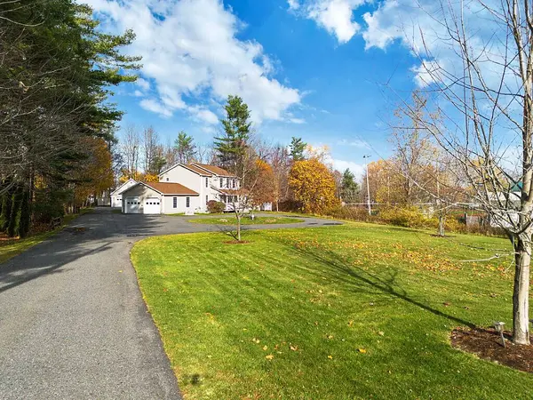 53 Mathews AVE, Waterville, ME 04901