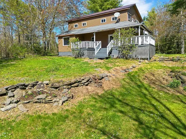 366 W Etna RD, Plymouth, ME 04969