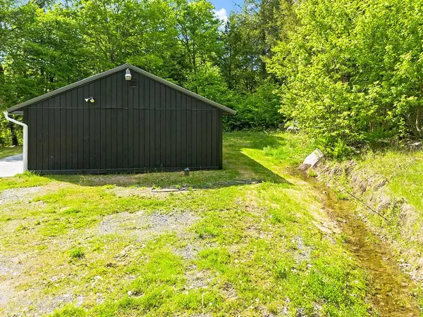 644 Rome RD, Rome, ME 04963
