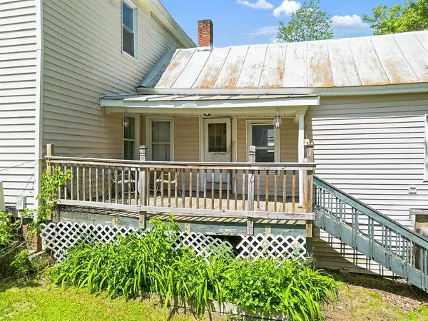 43 Fairfield ST, Oakland, ME 04963