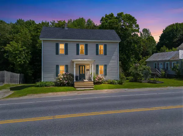 43 Fairfield ST, Oakland, ME 04963