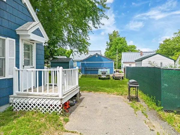 29 Sterling ST, Waterville, ME 04901