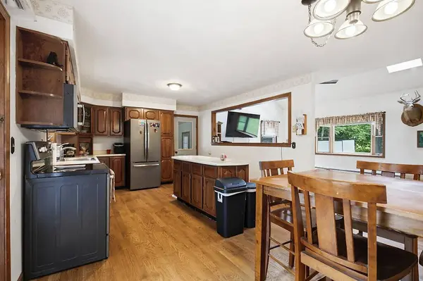 48 Foss Hill RD, Benton, ME 04901