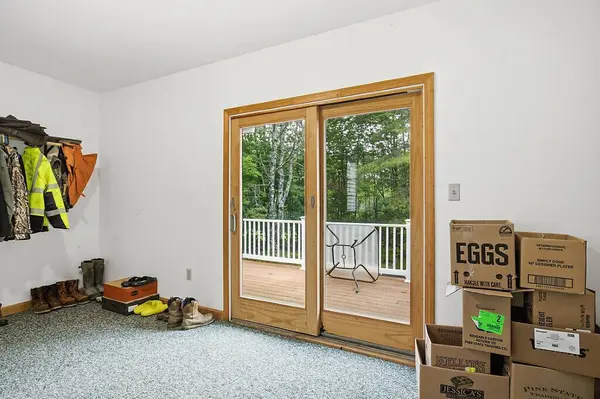 48 Foss Hill RD, Benton, ME 04901