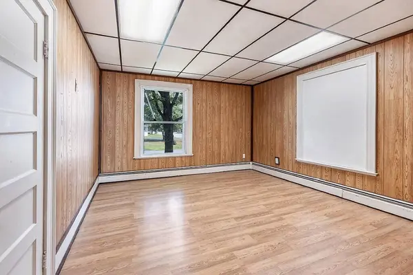 54 Weston AVE, Madison, ME 04950