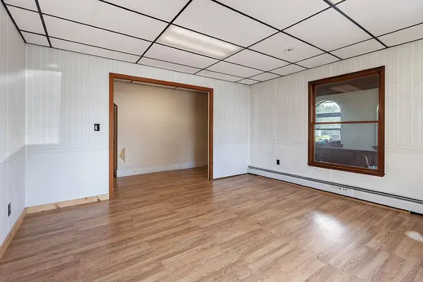 54 Weston AVE, Madison, ME 04950