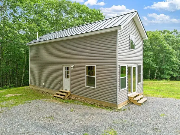 212 Ross Hill RD, Saint Albans, ME 04971