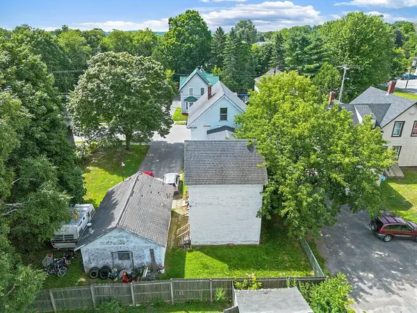 31 High ST, Waterville, ME 04901