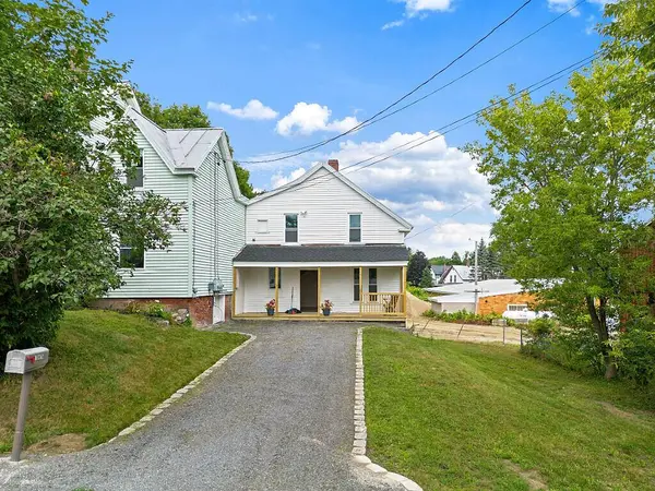 17 Oak ST, Anson, ME 04911
