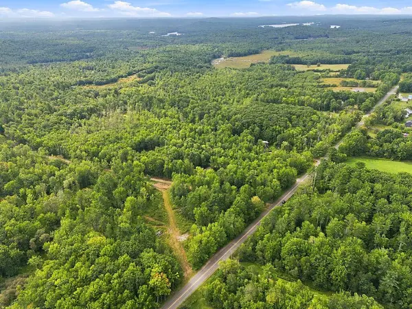 M 9 L7 Cross Hill RD, Vassalboro, ME 04989