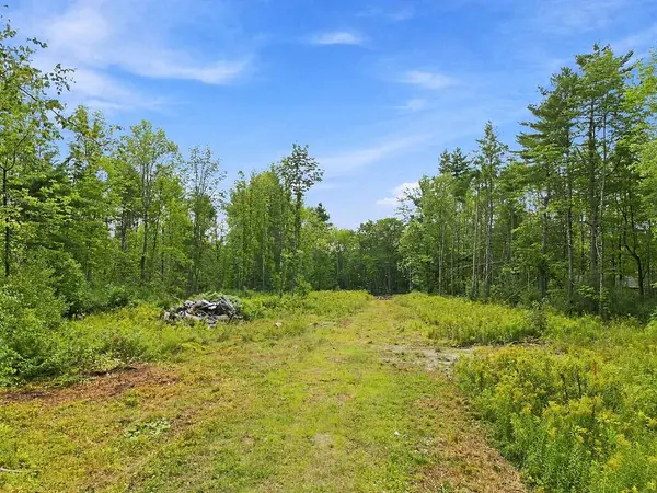 M 9 L7 Cross Hill RD, Vassalboro, ME 04989