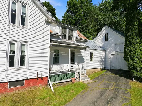 77 High ST, Waterville, ME 04901