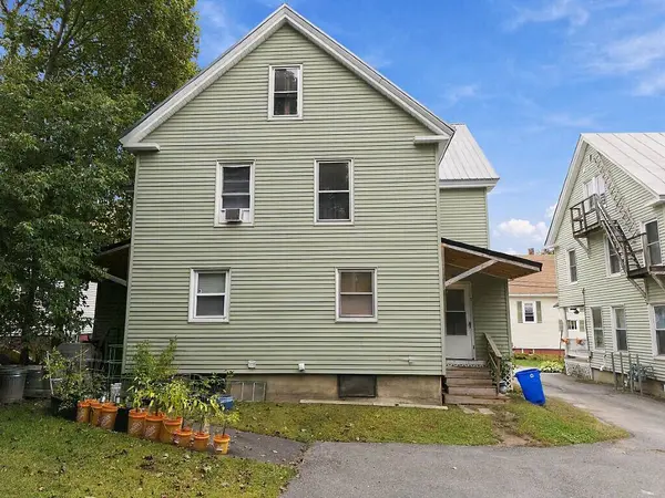 14 Boothby ST, Waterville, ME 04901