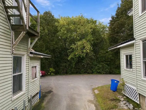 14 Boothby ST, Waterville, ME 04901