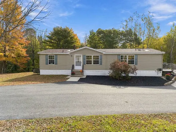 217 Hinkley RD, West Gardiner, ME 04345